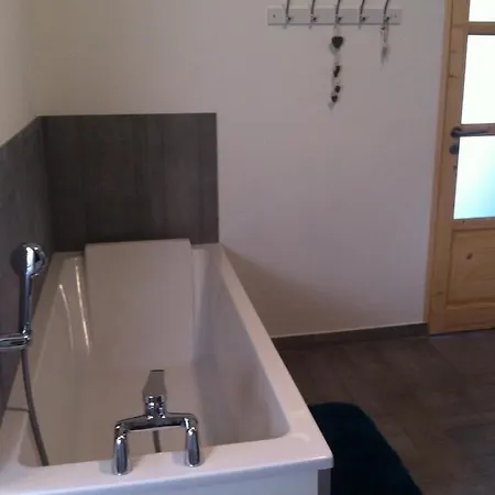 Holiday home Le Bois Fleuri *